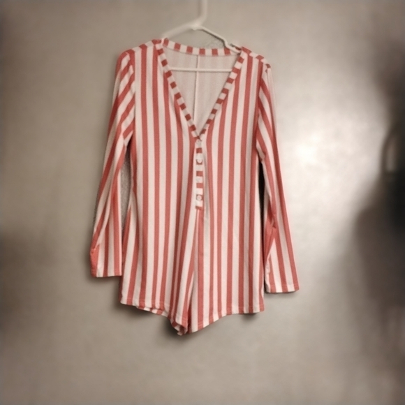 Pink & white romper, onesie, pajamas, loungewear - Picture 1 of 4